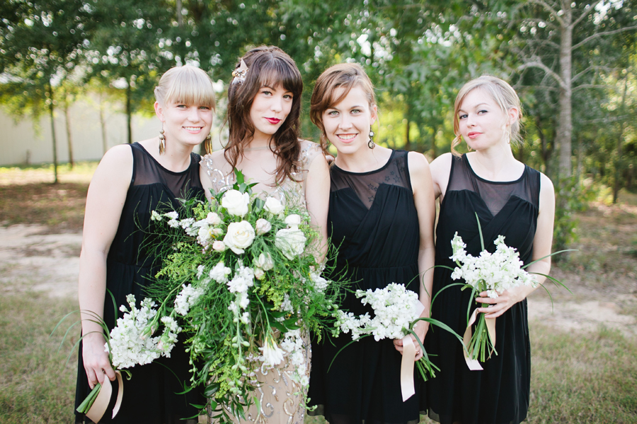 cascading-wedding-bouquet cascading wedding bouquet